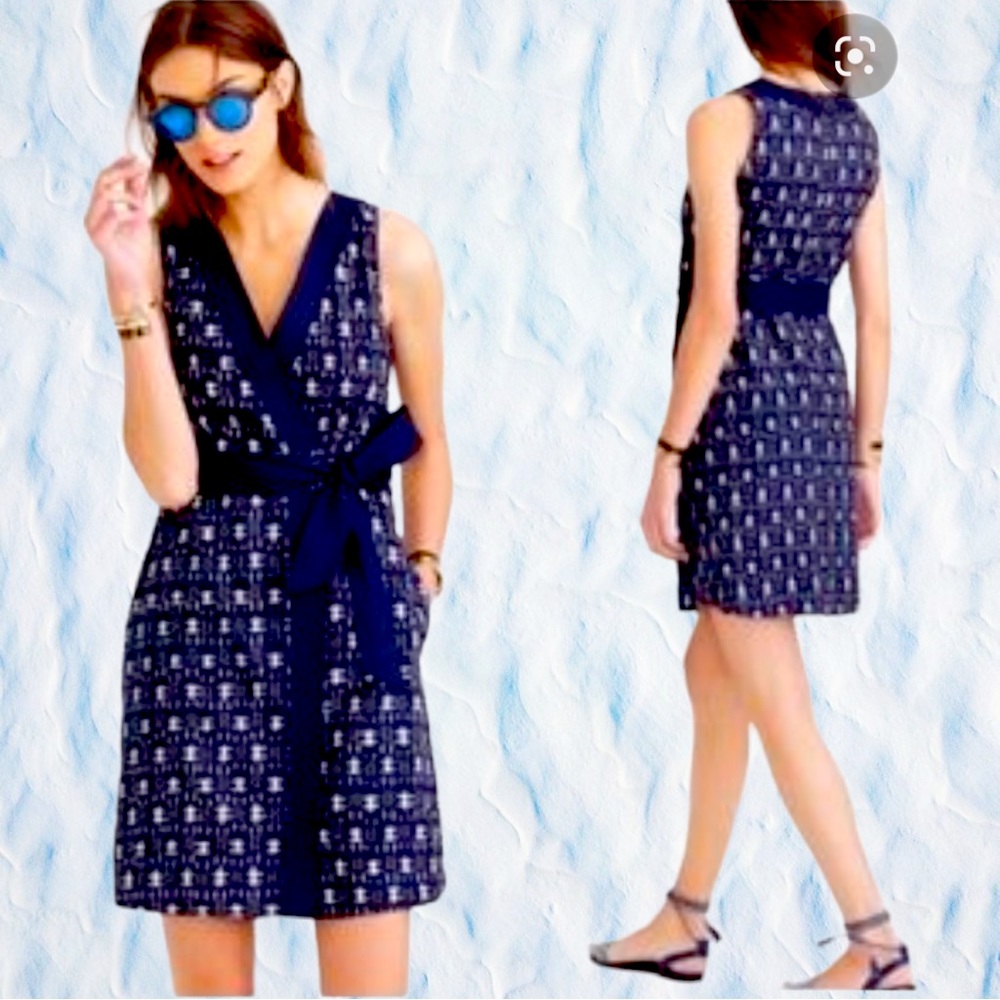 J CREW - Ikat Navy and White Print Faux Wrap Dress With Tie. Size 6.